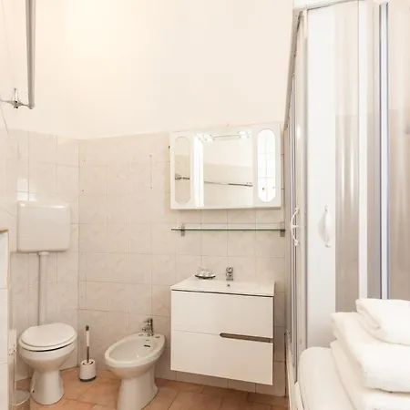The Wish - Life - M1 Station Apartamento